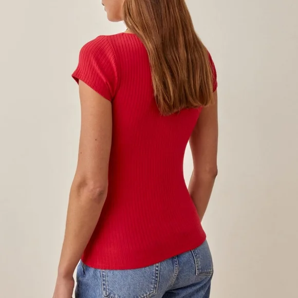 ❤Reformation Lipstick Red Top - Picture 3 of 5